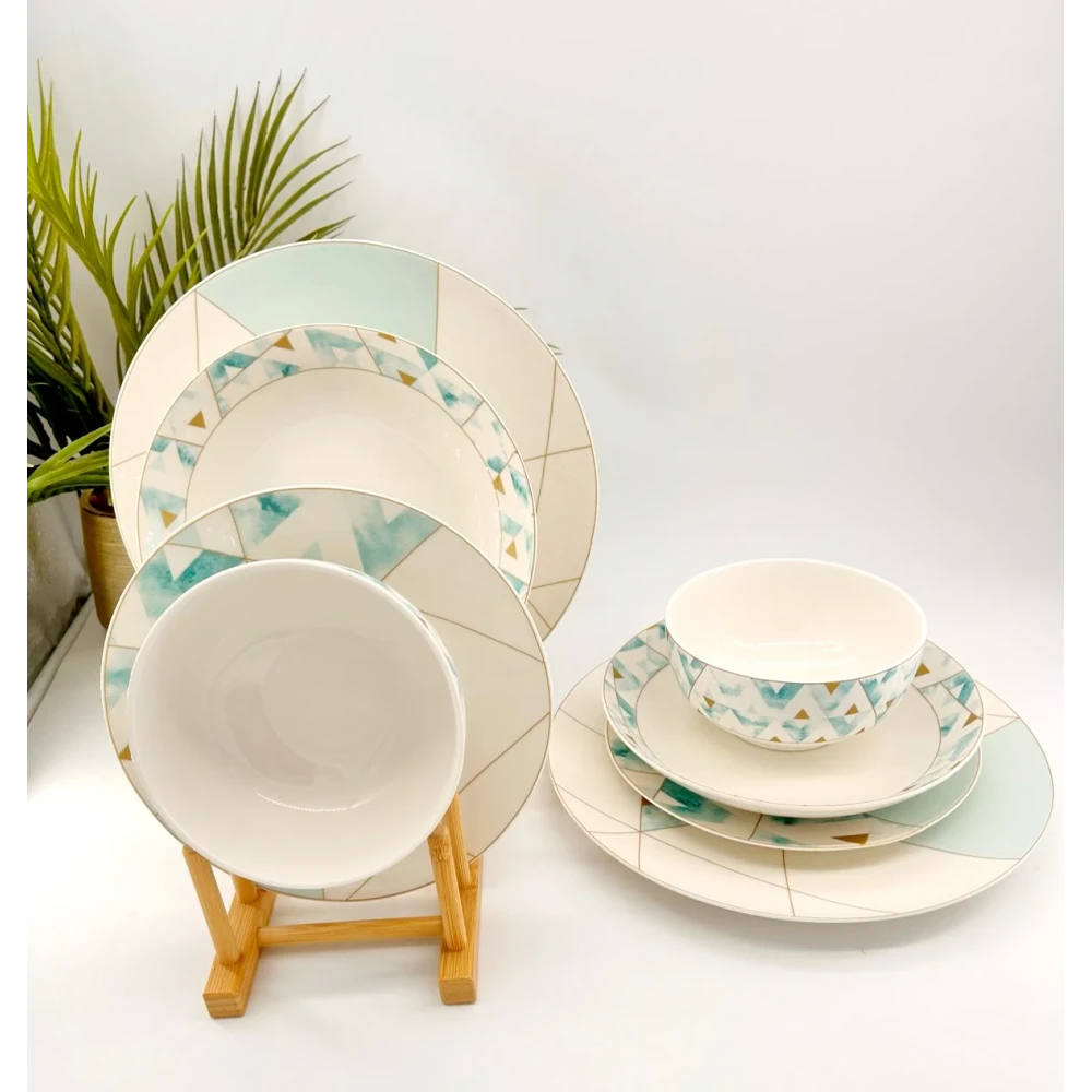 Service de Table Karaca  : Style Graphique et Élégance