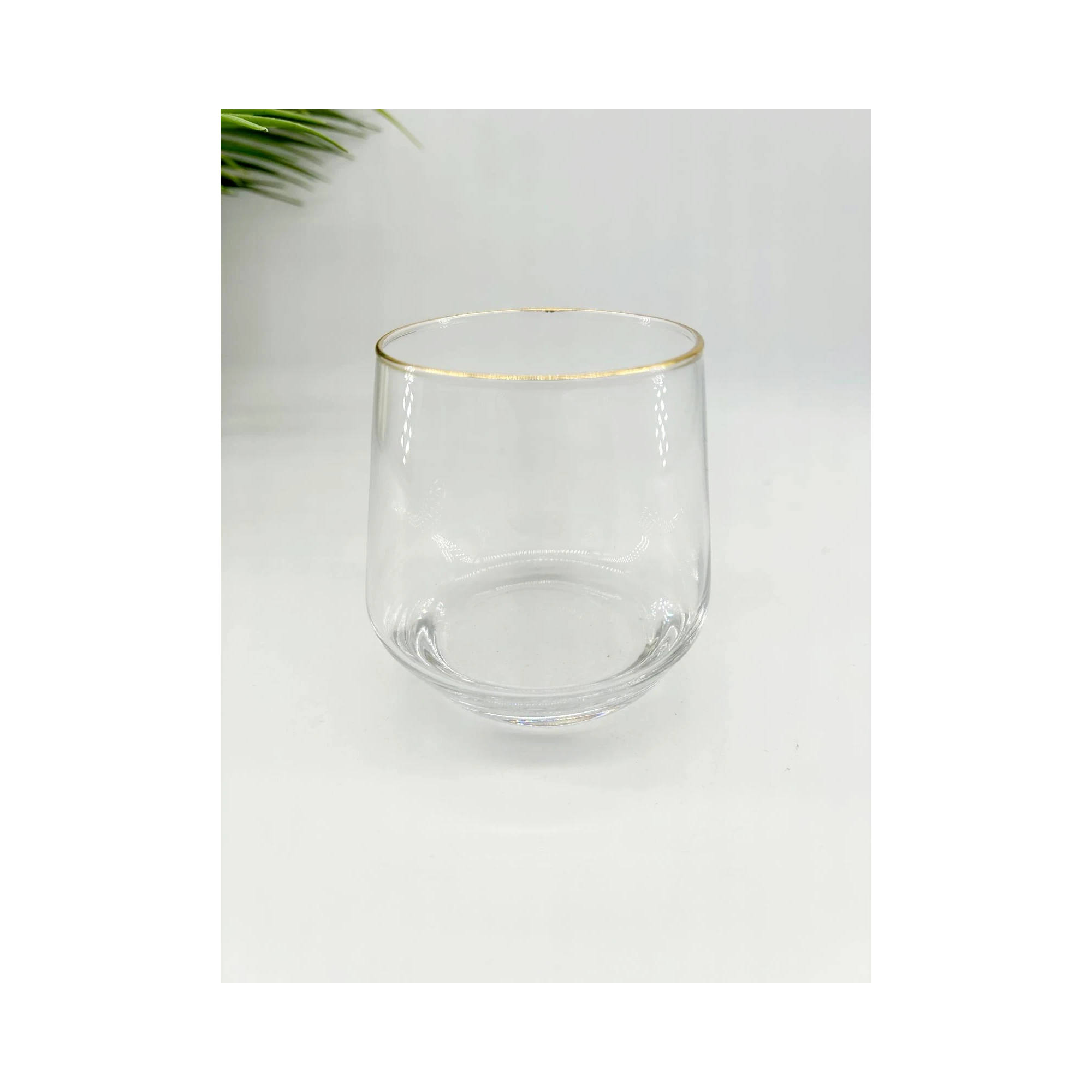 Verre cylindrique avec liseré doré – 330 ml, élégance minimaliste