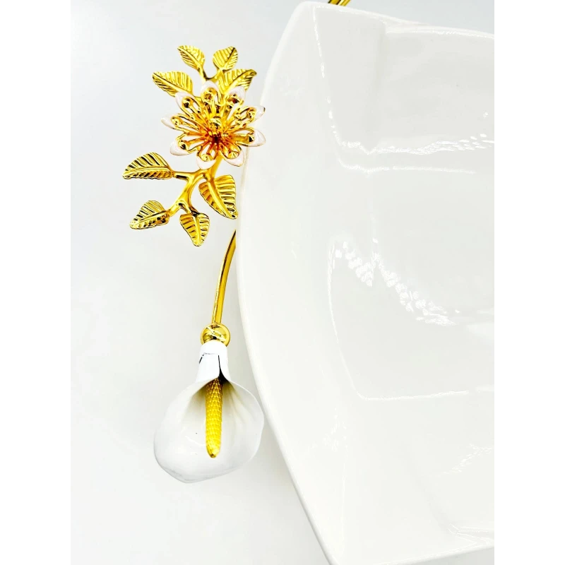 Plat de présentation Creux Carré en Porcelaine avec Support Doré