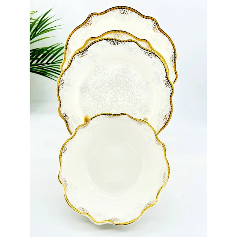 Service de Table en Porcelaine – Motifs en Relief & Bordures Dorées