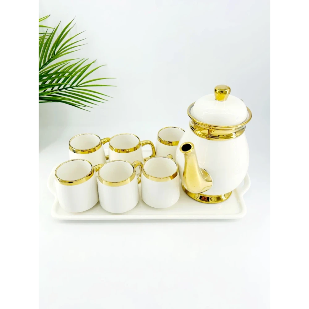Service à thé ou café en porcelaine blanche avec finitions dorées – Élégance raffinée