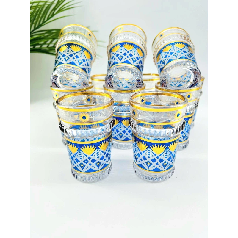 Ensemble de 12 verres à thé décorés – Motifs dorés et colorés (9 x 5,5 cm)