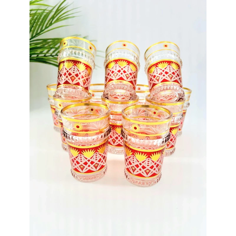 Ensemble de 12 verres à thé rouges et dorés – Style oriental raffiné (9 x 5,5 cm)