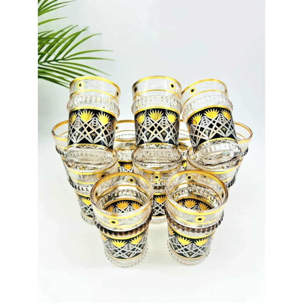 Ensemble de 12 verres à thé noirs et dorés – Élégance orientale (9 x 5,5 cm)