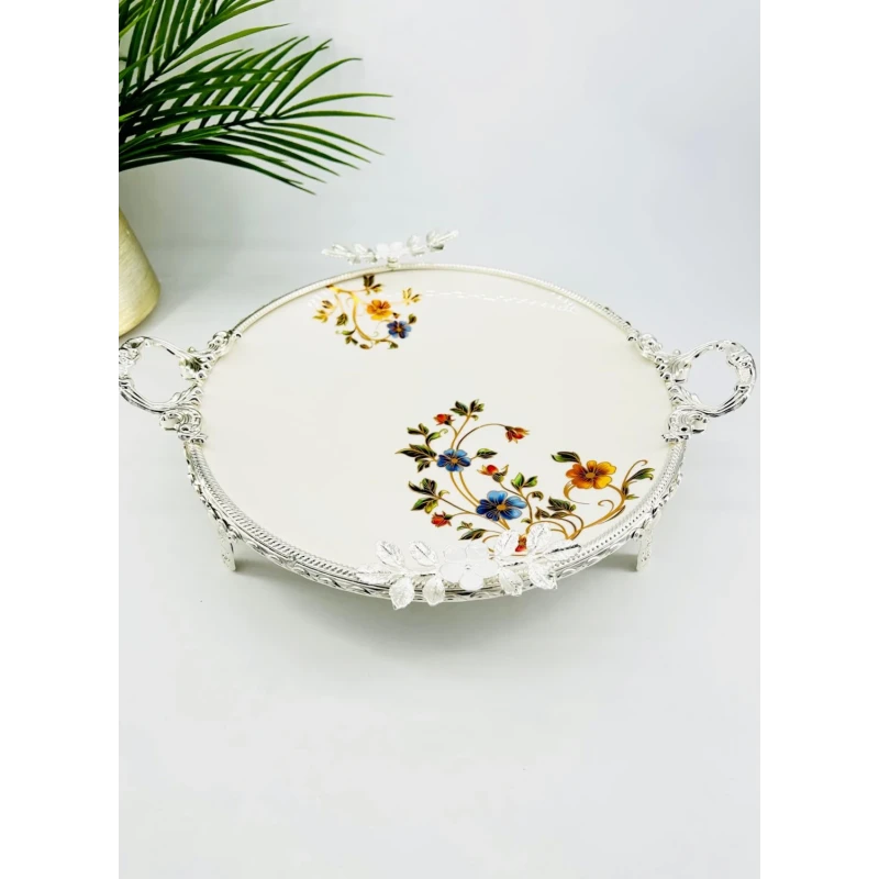Plat de présentation rond sur pied – 32 cm (Finition argentée)
