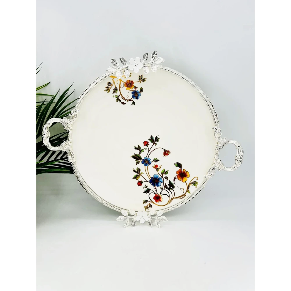 Plat de présentation rond sur pied – 32 cm (Finition argentée)