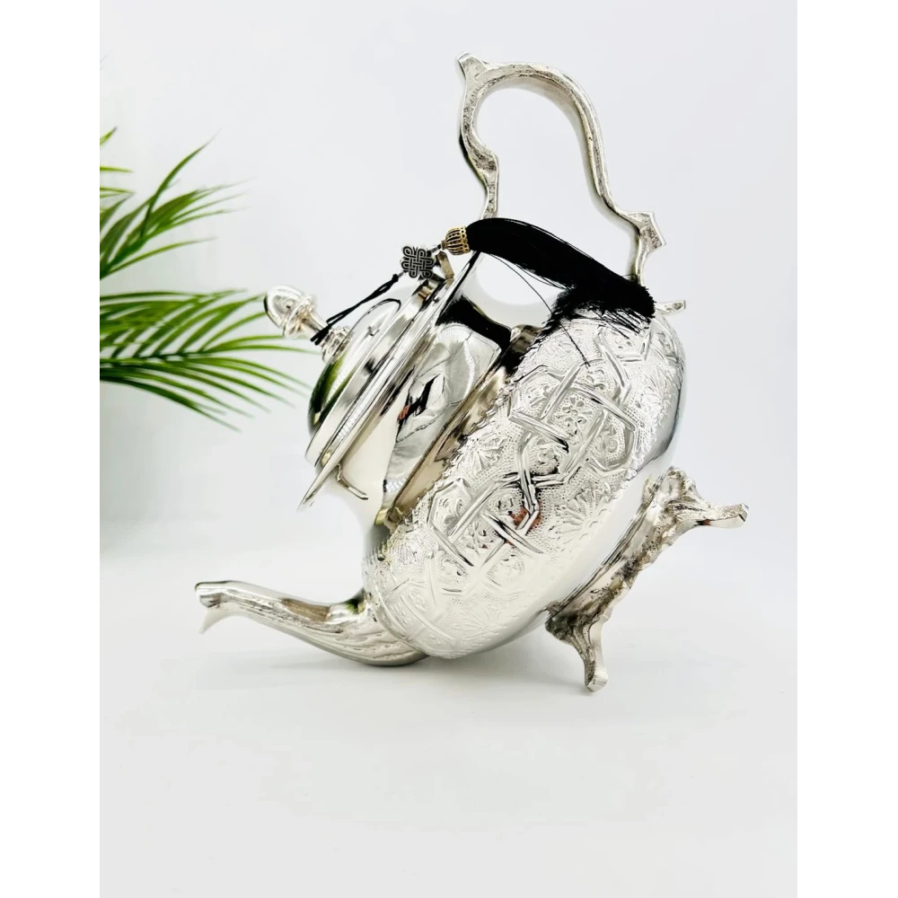 Théière artisanale en cuivre nickelé – Manchester Royal - 20 cm