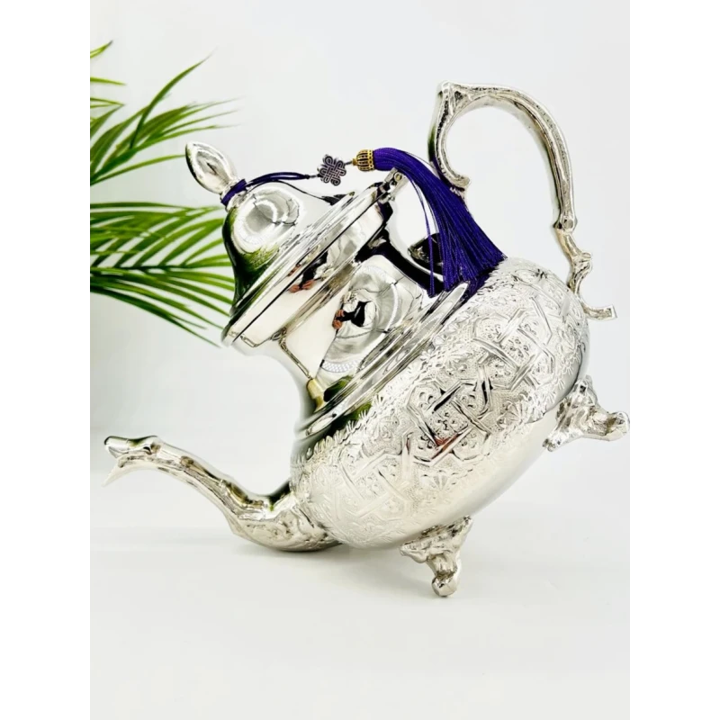 Théière artisanale en cuivre nickelé – Manchester Royal - 23 cm