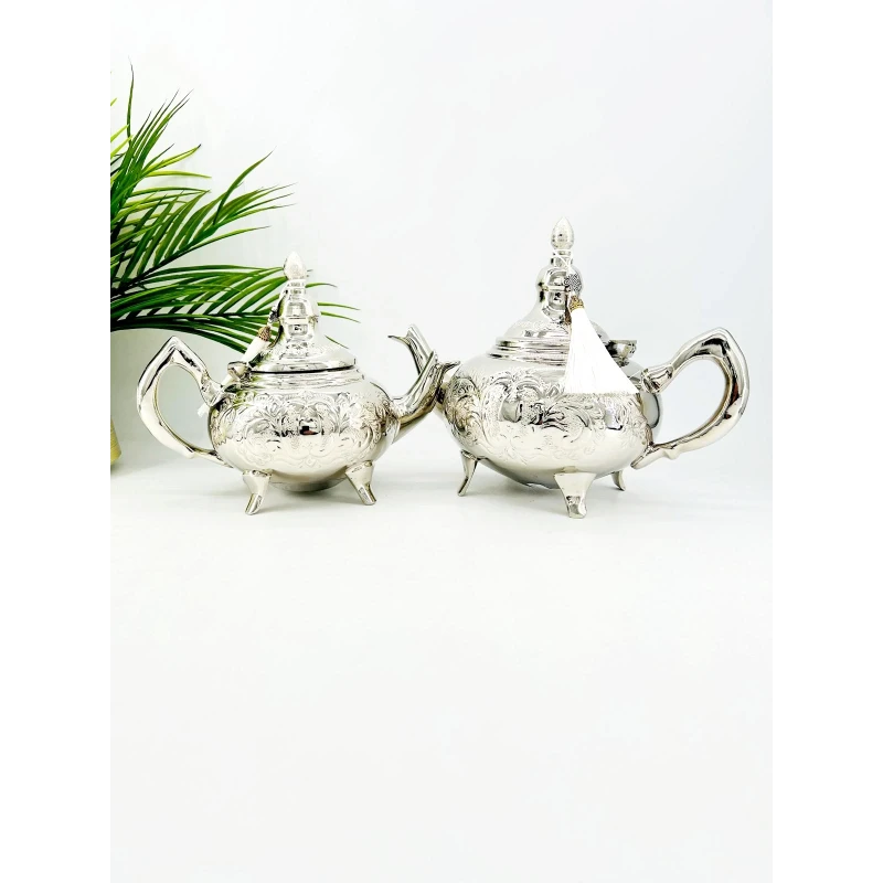 Théière artisanale en cuivre nickelé – Manchester Royal  - 21 cm