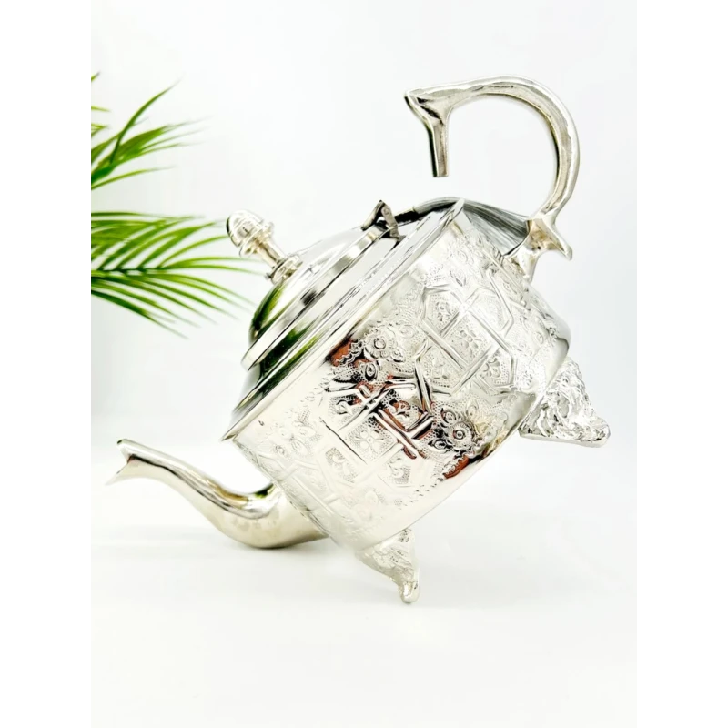 Théière artisanale en cuivre nickelé – Manchester Royal - 19 cm