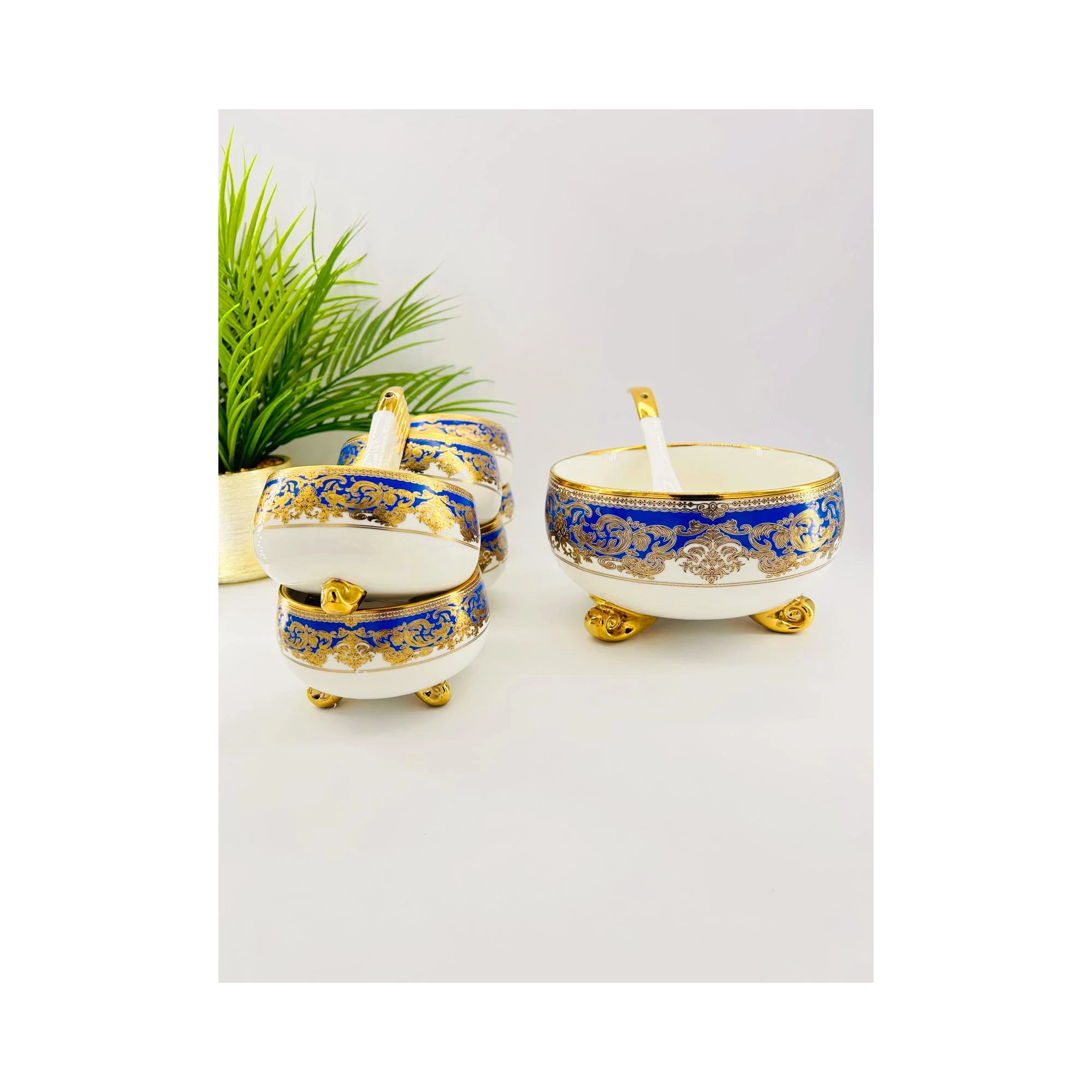 Service Royal Oriental – Ensemble de 7 bols en porcelaine